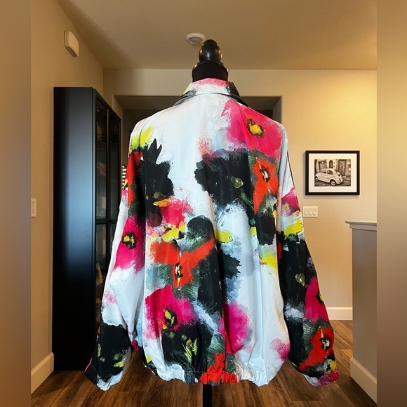 PAM & GELA FLORAL TRACK JACKET - NEW - M/L - Picture 4 of 12